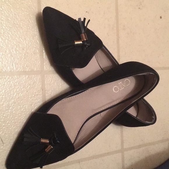 Shoes - Picture 7 of 7